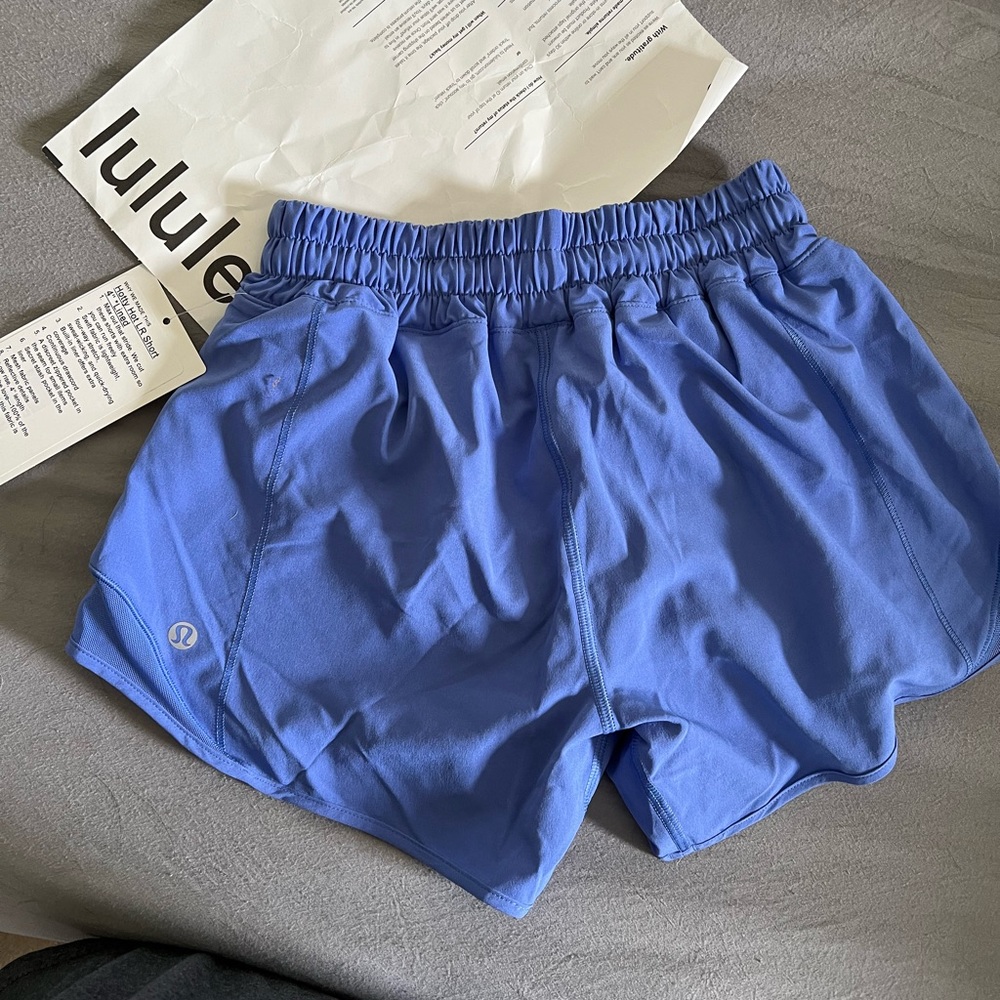 Lululemon, size 2, 4 inches hotty hot shorts